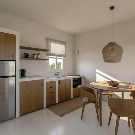 Walk To - 1br Sea View - Peppermint 2 Nausa